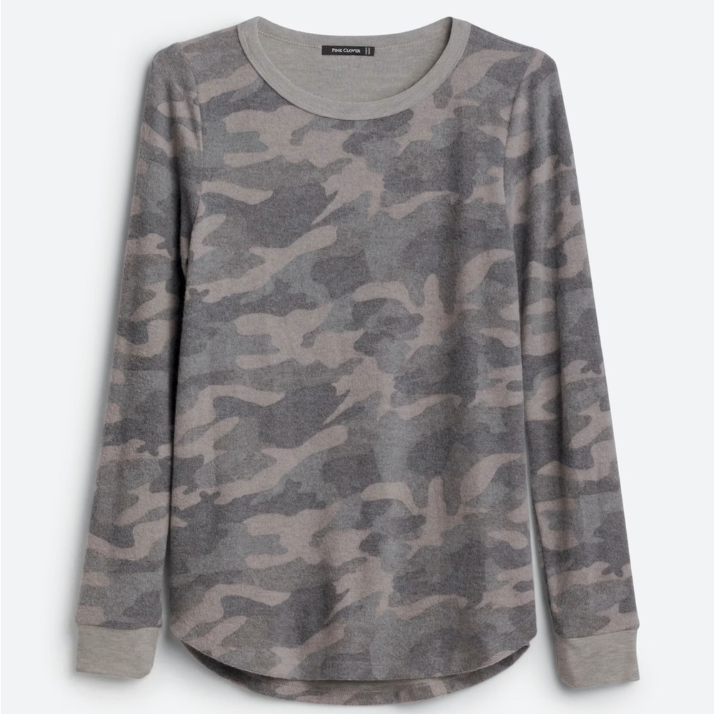 Pink Clover - Stitch Fix Gray Camo Long Sleeve Top sz Med